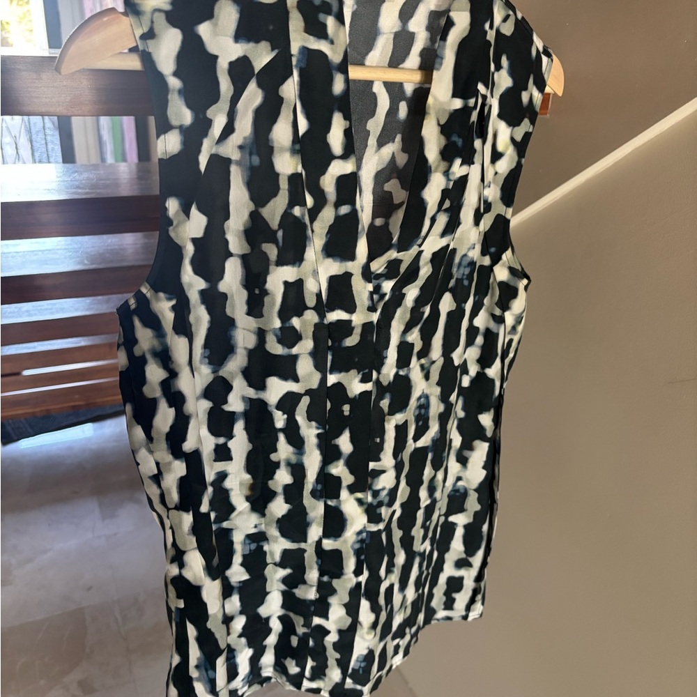 Theory Monochrome Patterned Top - image 1